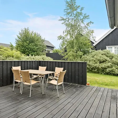 3 Bedroom Amazing In Gjern