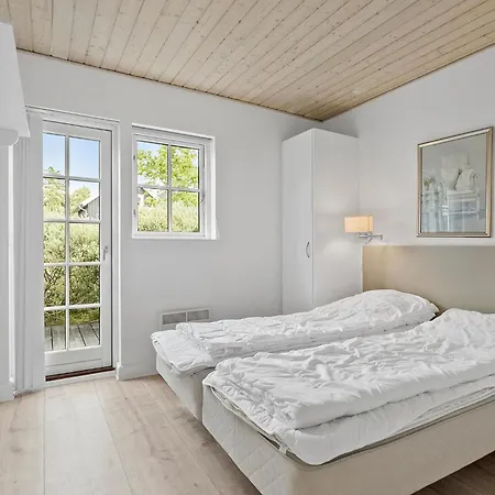 3 Bedroom Amazing In Σπίτι διακοπών Gjern